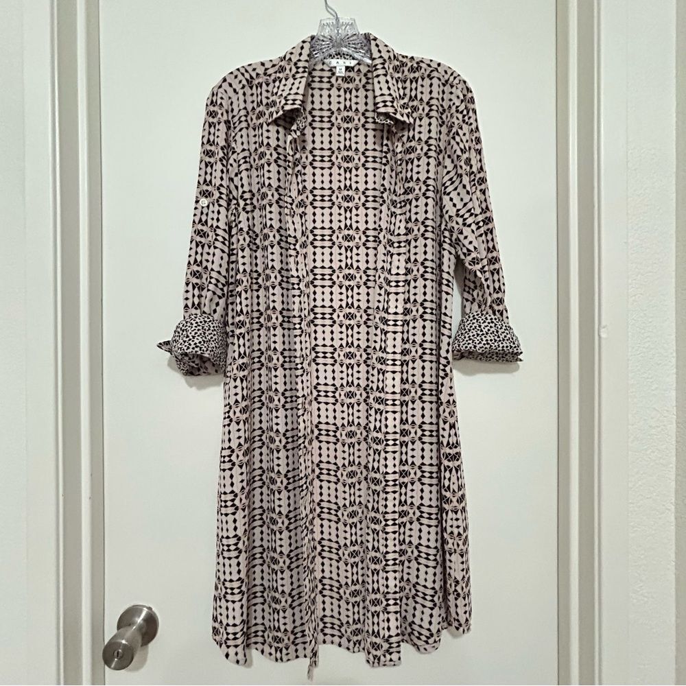 CAbi Colony Club Geometric Print Poly Crepe Button Down Shirt Dress M Black Pink